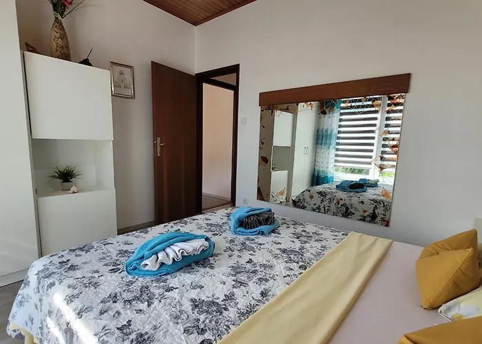 Apartament Potnar Zlatko By Interhome